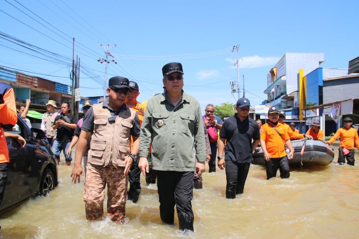 PJ Gubernur Kalbar pantau banjir di Sosok, Kabupaten Sanggau