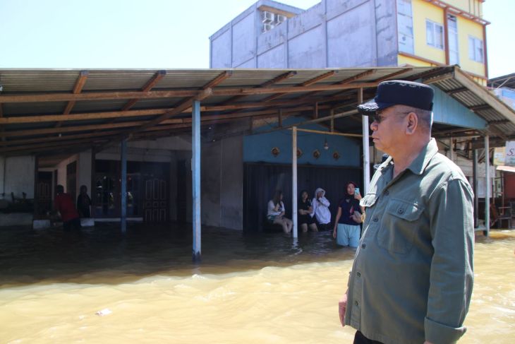 PJ Gubernur Kalbar pantau banjir di Sosok, Kabupaten Sanggau