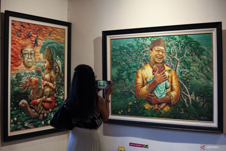 Pameran lukisan sambut Hari Santri Nasional