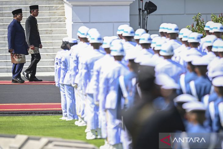 Upacara pisah sambut presiden di Istana Merdeka