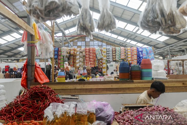 Pasar Baros mulai ditempati pedagang