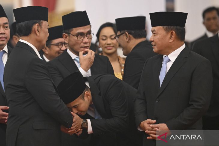 Pelantikan Penasihat Khusus dan Utusan Khusus Presiden