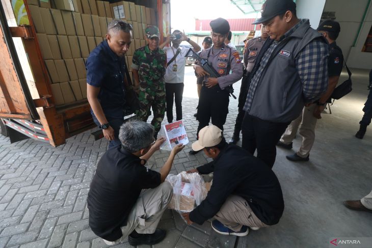 Kedatangan surat suara Pilbup Kediri