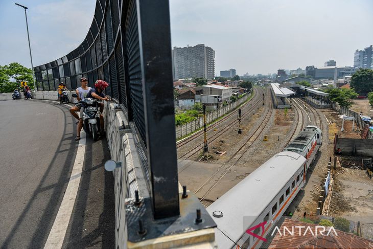 Pengoperasian Jalan Layang Ciroyom