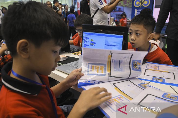 Lomba robotika dan inovasi teknologi di Tangsel