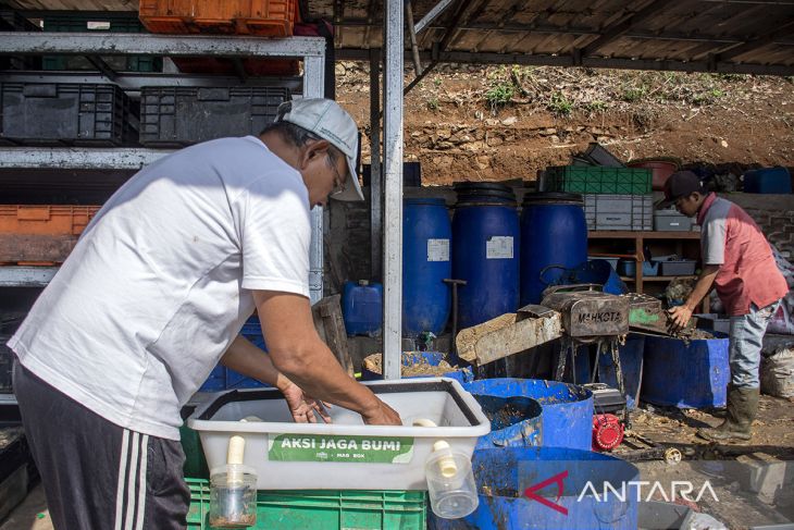 Pengolahan sampah mandiri di Kota Cimahi