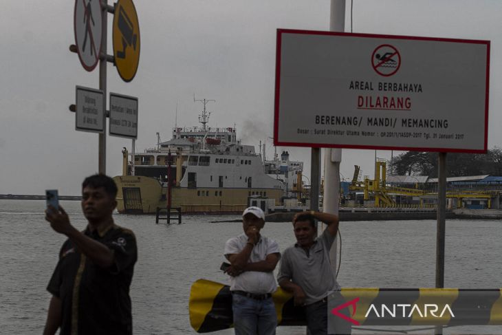 Jumlah penumpang angkutan laut dalam negeri meningkat