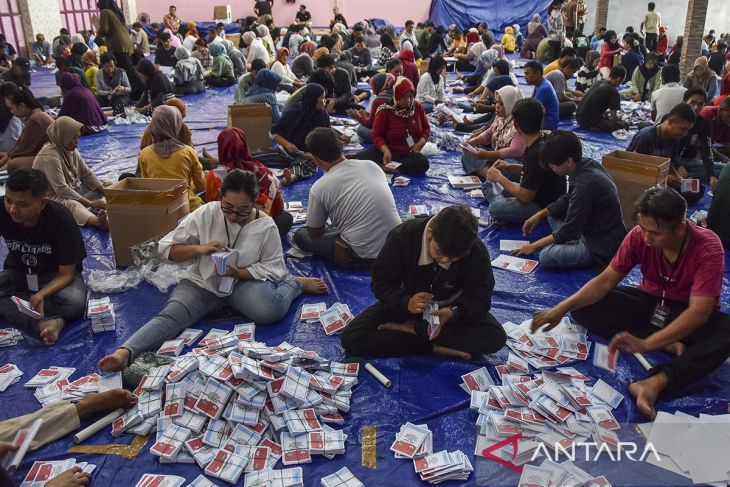 Lipat surat suara Pilkada calon tunggal di Ciamis