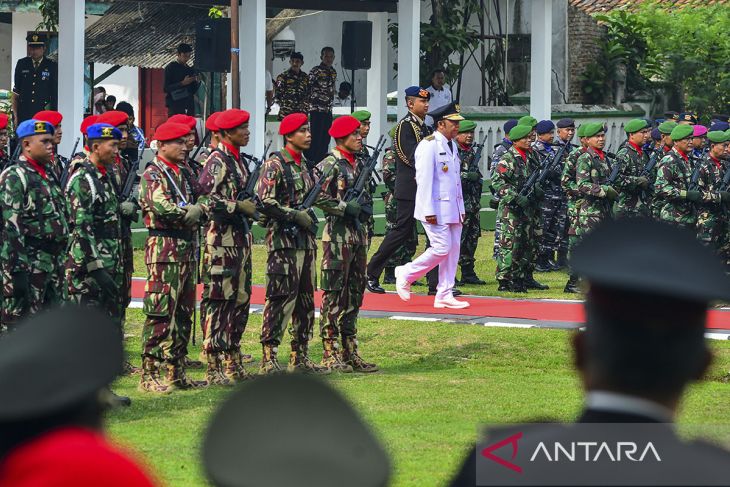 Pj Gubernur Banten Pimpin Upacara Hari Pahlawan