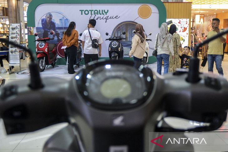 Target penjualan sepeda motor 2025