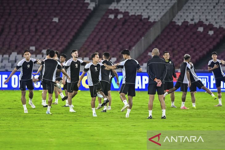 Latihan resmi Timnas Indonesia