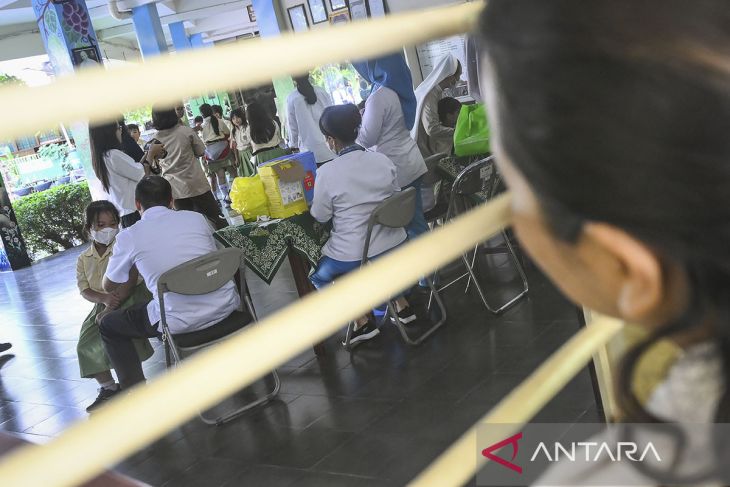 Bulan imunisasi anak di sekolah khusus Tangerang