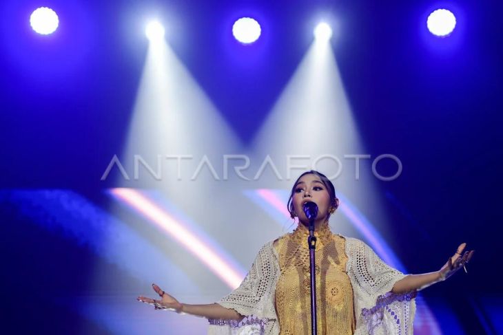 Konser Mahalini di Samarinda