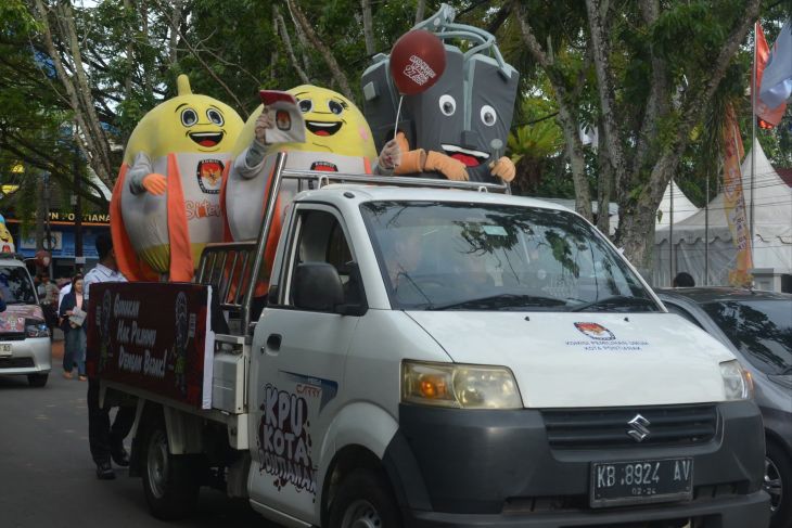 KPU Kalbar serah terima sosialisasi keliling