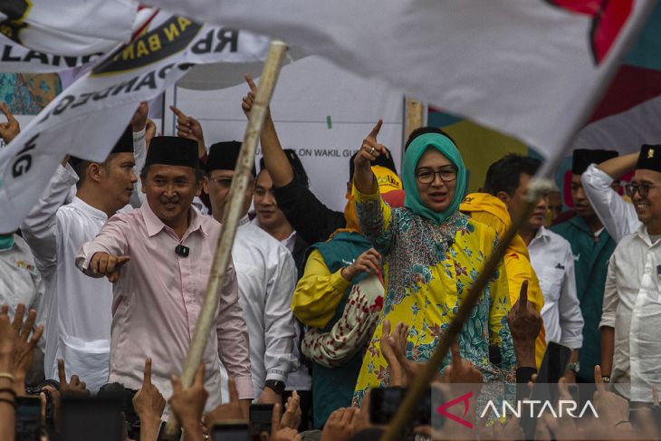 Kampanye Cagub-Cawagub Banten Airin-Ade di Pandeglang