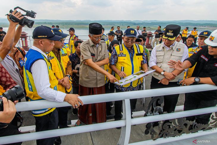 Menteri PU kunjungi Bendungan Semantok di Nganjuk