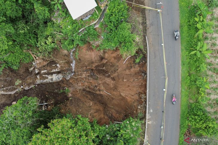 Dampak banjir dan longsor di Kabupaten Malang