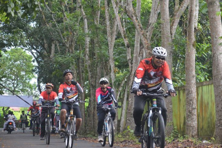 Fun Bike di HUT ke-86 KONI Pontianak