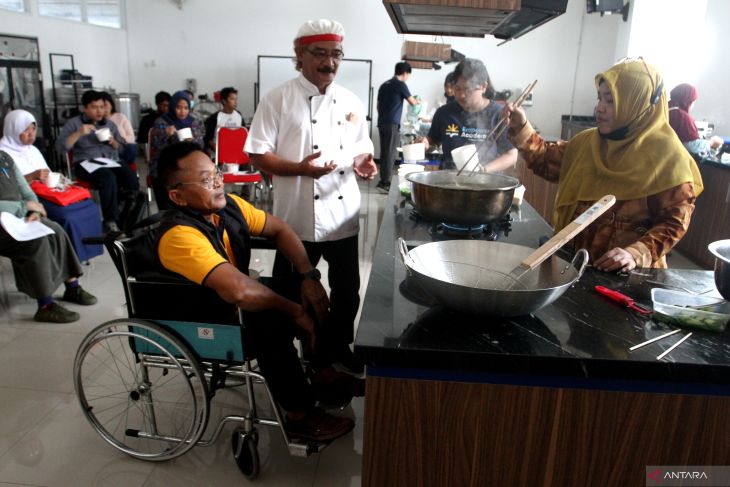 Pelatihan usaha kuliner bagi penyandang disabilitas di Malang