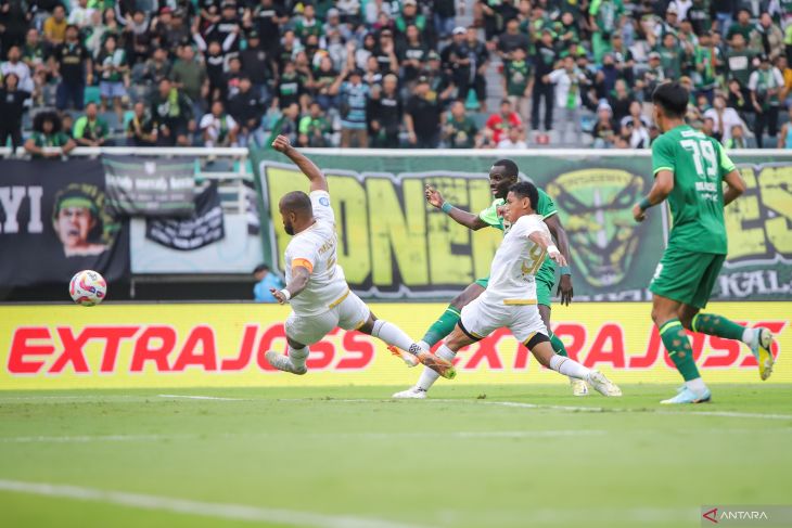 Persebaya kalahkan Arema FC