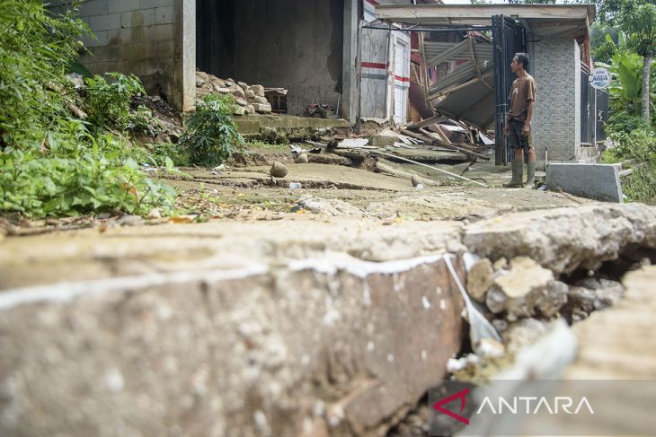 Zona rawan bencana tanah bergerak di Cianjur