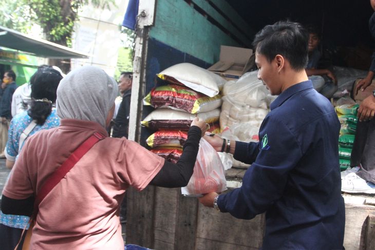 Gerakan pangan murah jelang Natal di Malang