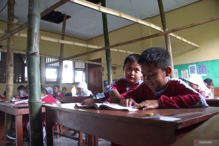 Sekolah di Jombang rusak