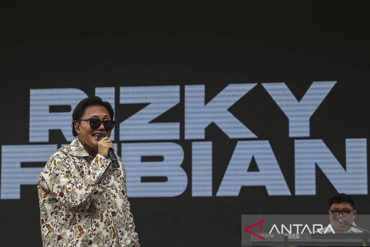 Penampilan Rizky Febian di Kota Serang