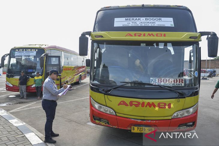 Pengecekan kelaikan bus jelang libur Nataru