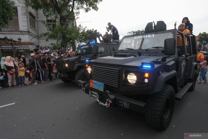 Navy Parade di Surabaya