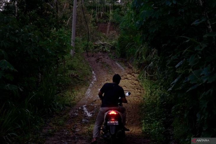 Bencana tanah gerak di Trenggalek