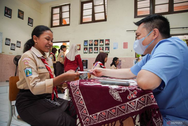 Program vaksinasi HPV gratis untuk 6500 siswa