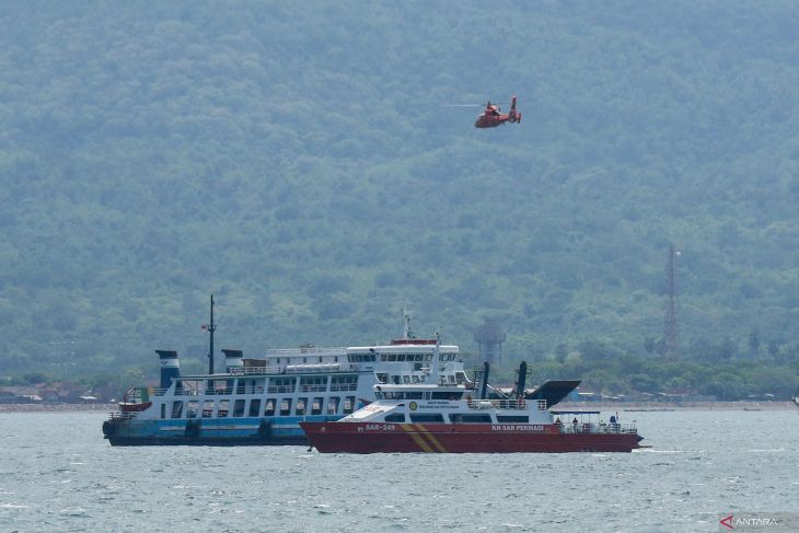 Patroli SAR di Selat bali