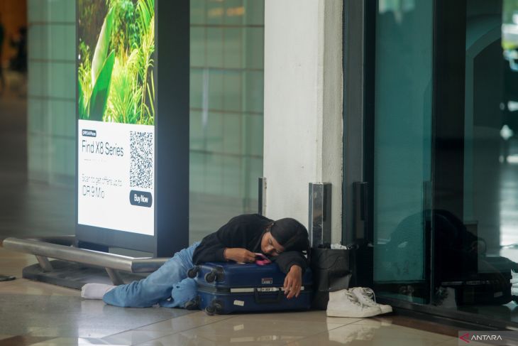 Kenaikan penumpang di Bandara Juanda jelang libur akhir tahun