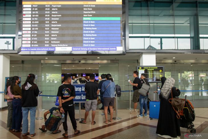 Kenaikan penumpang di Bandara Juanda jelang libur akhir tahun