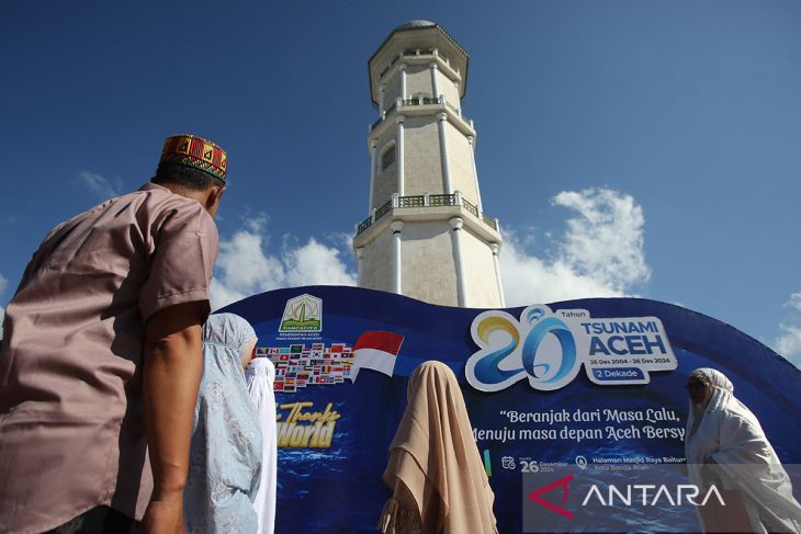 FOTO - Puncak peringatan 20 tahun tsunami di Masjid Raya Baiturrahman