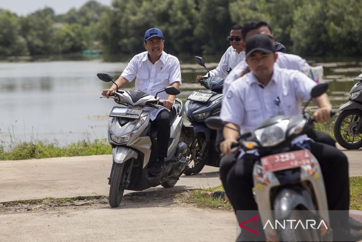 Menteri Kelautan dan Perikanan cek stok ikan di TPI Karangsong