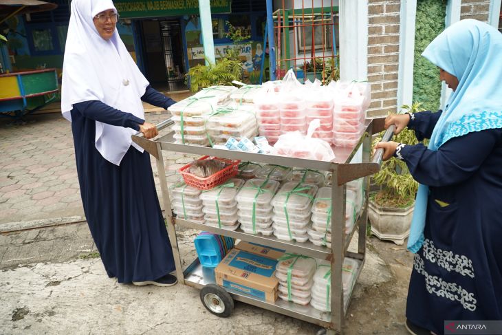 Pelaksanaan program MBG di Tulungagung