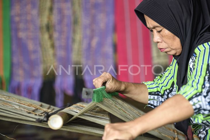 Produksi tenun Ulap Doyo khas Kalimantan Timur