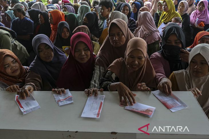 Realisasi anggaran untuk kesejahteraan sosial masyarakat