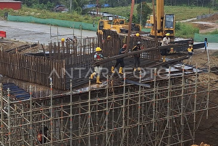 Progres pembangunan jalan tol seksi 3A Karangjoang-KKT Kariangau