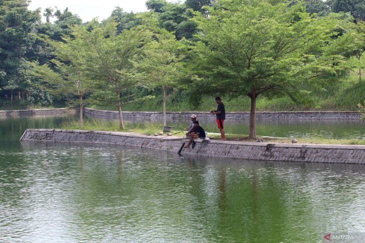 Embung air irigasi pertanian di Kediri