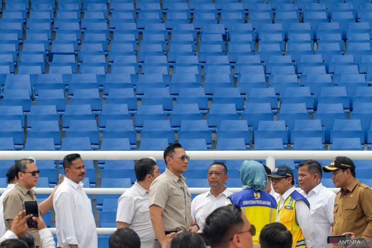 Menko IPK meninjau Stadion Gelora Delta Sidoarjo