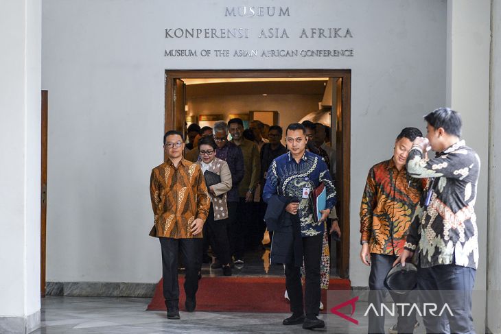 Kunjungan Menteri Luar Negeri di Bandung