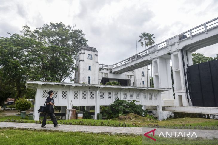 Kondisi cagar budaya Bendungan Lama Pamarayan seusai pemugaran