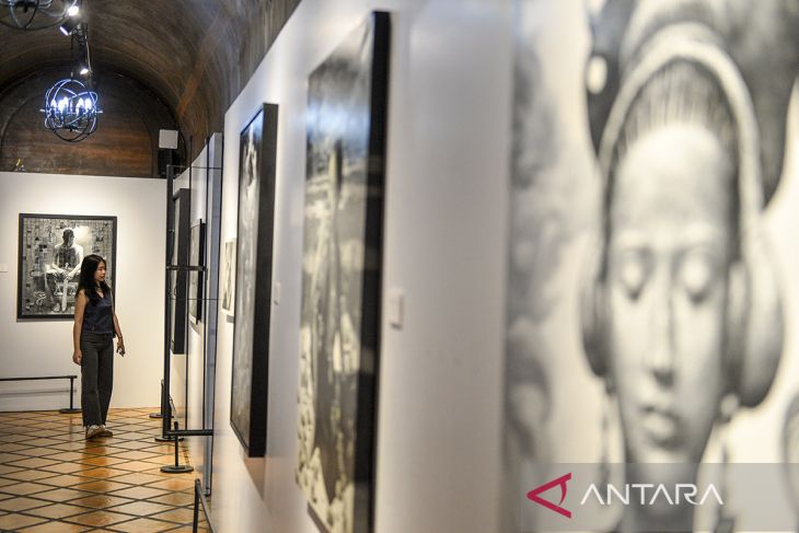 Pameran seni Luna Negra