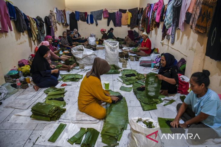 Produksi kue keranjang dan dodol meningkat jelang Imlek