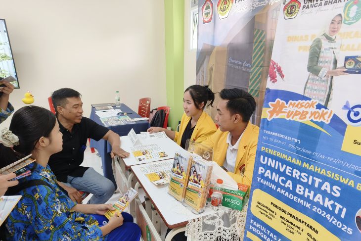 Ekspo Perguruan Tinggi SMAN 10 Pontianak