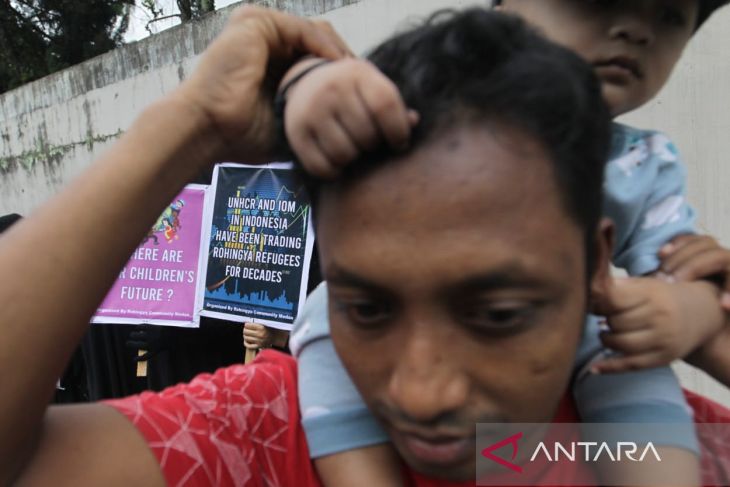 Demo etnis rohingya di Medan