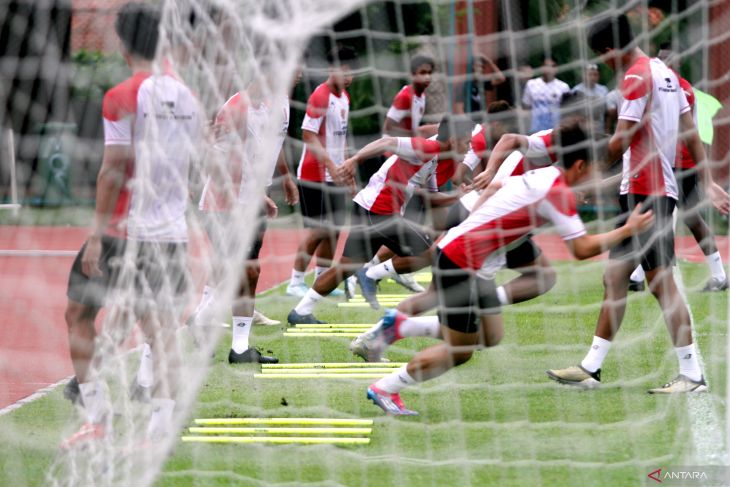 Latihan Timnas Indonesia U-20 jelang lawan India